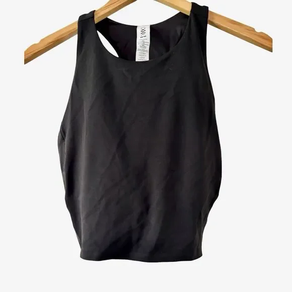 Rhone Revive Longline Black Yoga Work Out Athletic UPF 50+ Bra Tank Medium NWOT - Picture 4 of 8